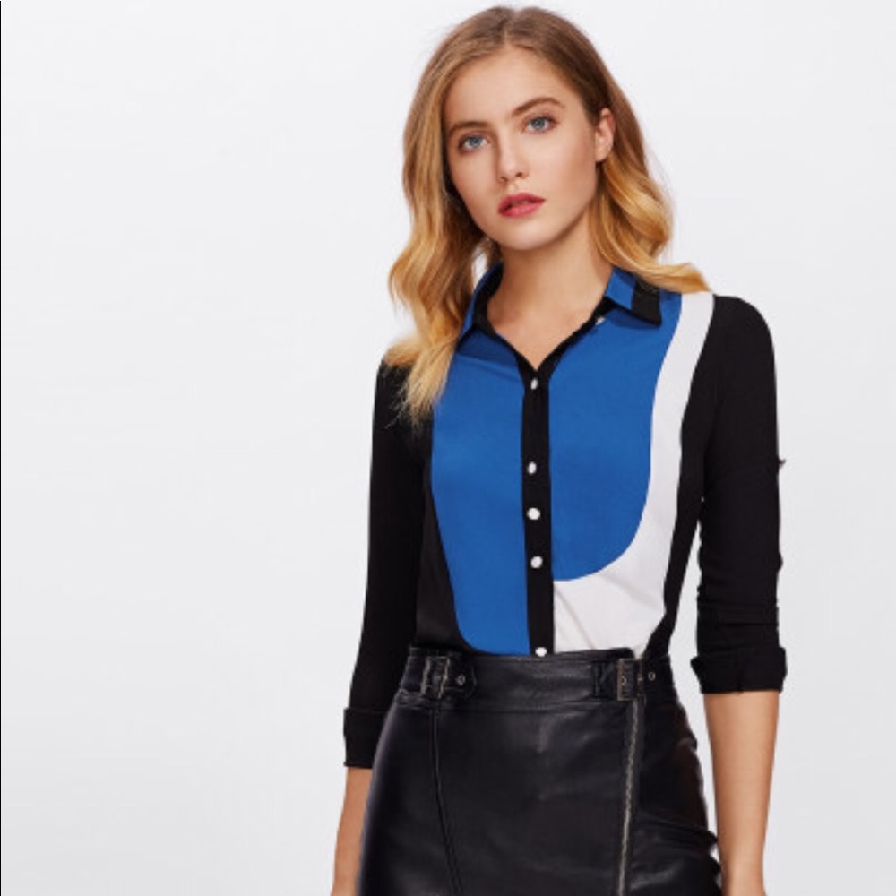 Blue/black color block button down collar shirt